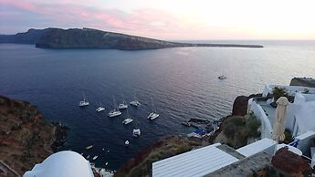 Esperas Santorini