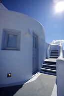 Ikastikies Suites