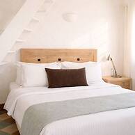 Ikastikies Suites
