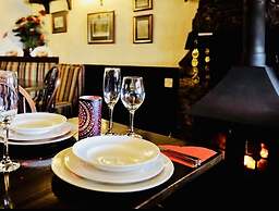 The Rusland Pool Hotel