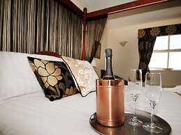 The Rusland Pool Hotel