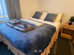 OYO Tudor Lodge - Redcar Beach