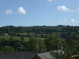 Tibbiwell Lodge - B&B