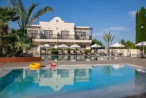 Louis Paphos Breeze
