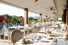 Alexandra Golden Boutique Hotel
