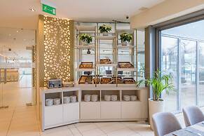 Expo Tower Hotel by Mellow Mood Hotels
