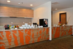 Expo Tower Hotel by Mellow Mood Hotels