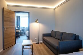 Expo Tower Hotel by Mellow Mood Hotels