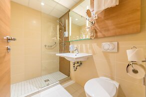 Expo Tower Hotel by Mellow Mood Hotels