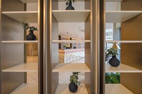 Expo Tower Hotel by Mellow Mood Hotels