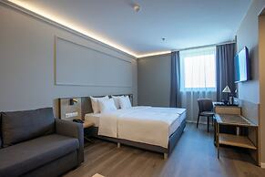 Expo Tower Hotel by Mellow Mood Hotels