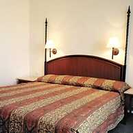 Golden Crown Hotel