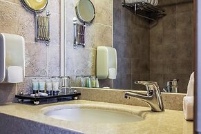 Inbar Hotel