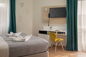 Kristály Hotel