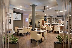 Kristály Hotel