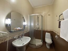 Diligence Hotel