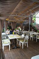 Diligence Hotel
