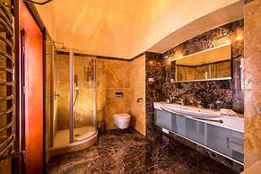 Citadel Inn Gastro Boutique Hotel
