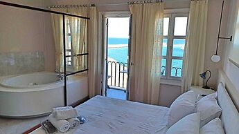 Amphora Hotel