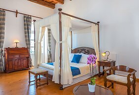 Amphora Hotel