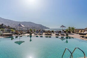 The Views Baia - Adults Only