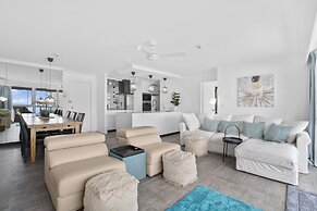 Baronnet Apartments