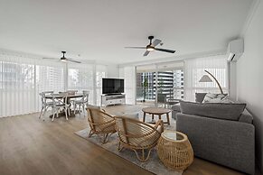 Baronnet Apartments