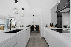 Baronnet Apartments