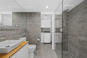 Baronnet Apartments