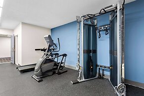 SureStay Plus by Best Western Windsor