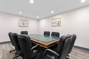 SureStay Plus by Best Western Windsor