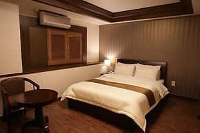 Hill house Hotel