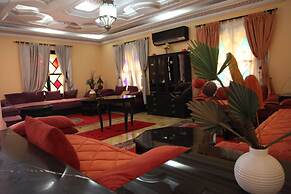 Villa Guest