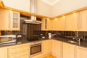 Burnets Apartments