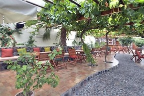 Pelican Hotel