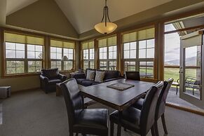 Predator Ridge Resort