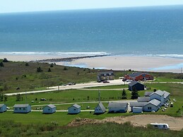 Mavillette Beach Lodge and RV Park
