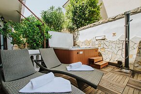 Hotel Vila Tina
