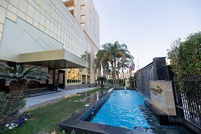 Triumph Plaza Hotel