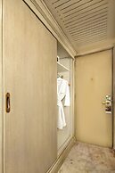 Triumph Plaza Hotel
