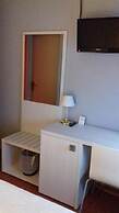 Air Hotel