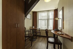 A Train Hotel