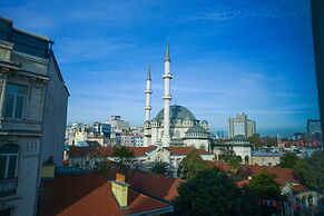 Triada Hotel Taksim