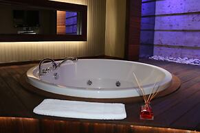 Triada Hotel Taksim