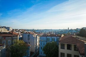 Triada Hotel Taksim