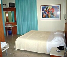 Hotel 2000