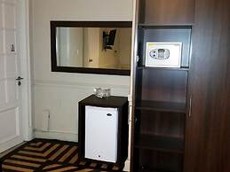 New Arapey Hotel