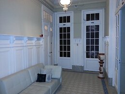 New Arapey Hotel