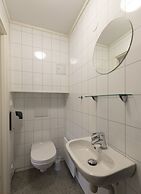 Vikingskipet Hamar Hostel & Apartments