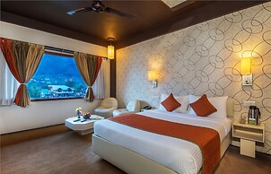 Honeymoon Inn